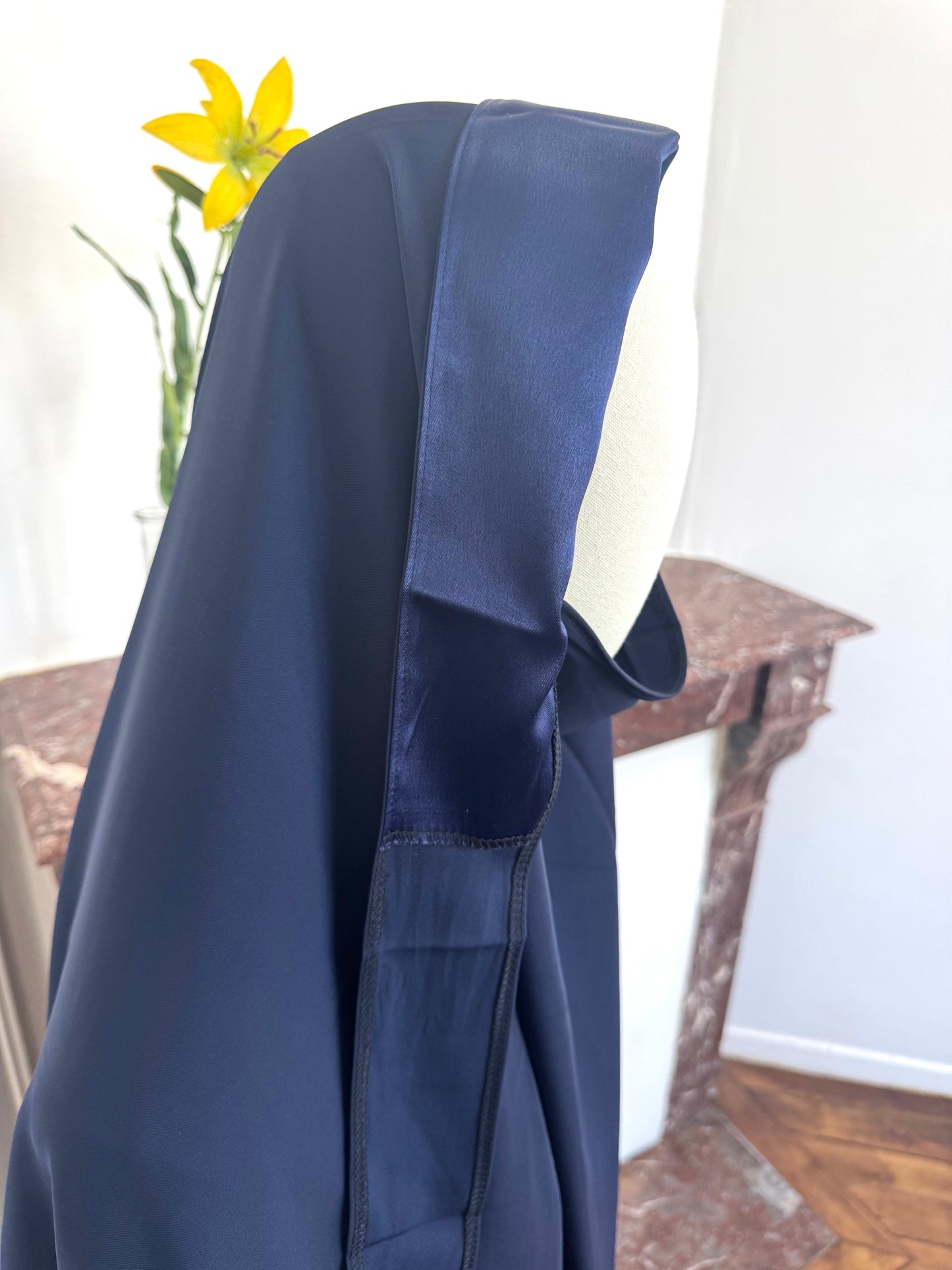 Le khimar - Khimar à fentes en satin intégré